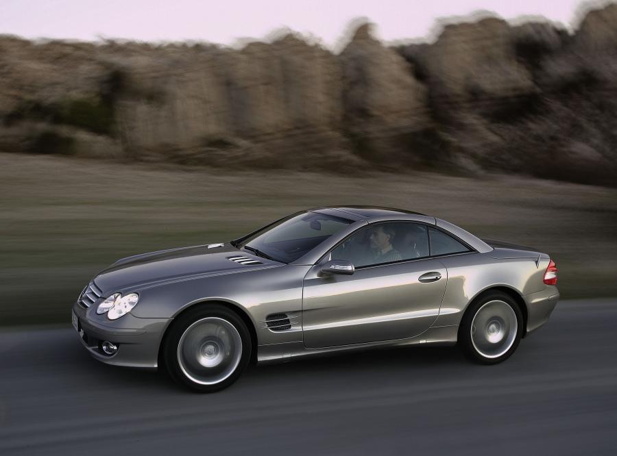  Mercedes-Benz SL-Class 2006 года  (фото 42 из 81)